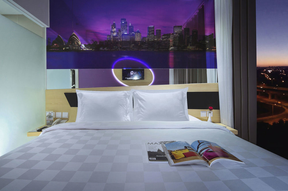 G Suites Hotel By Amithya Surabaya Exterior foto